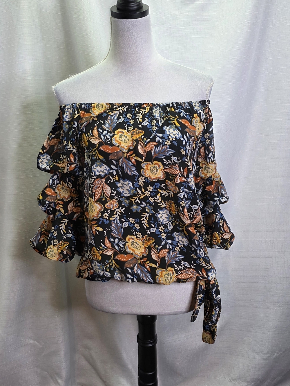 CeCe Black Floral Off the Shoulder Top Size Small